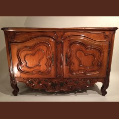 Crédence en noyer , Nîmes époque Louis XV Buffets