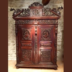Armoire Biblique en noyer symbolisant la justice, Languedoc époque Louis XIII Armoires