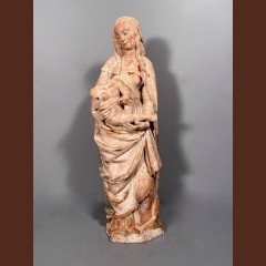 Vierge à lenfant en pierre, Champagne vers 1520. Sculptures