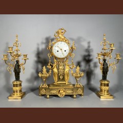 Garniture aux cariatides étrusques, Paris ép Révolutionnaire vers 1793 Pendules